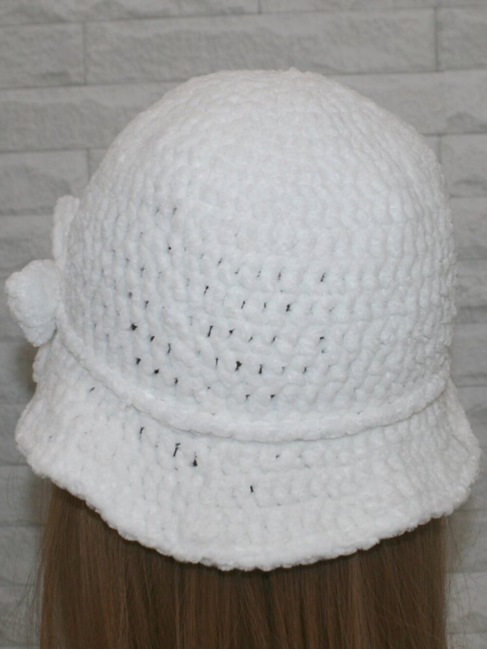 HAND CRAFTED Hat Crochet Bucket Chenille Floppy Wide Brim White Cloud Dancer - Picture 2 of 15